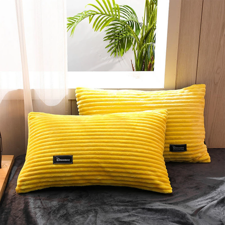 Lisslune | FluffyHaven Soft Plush Blanket – Ultimate Comfort & Warmth