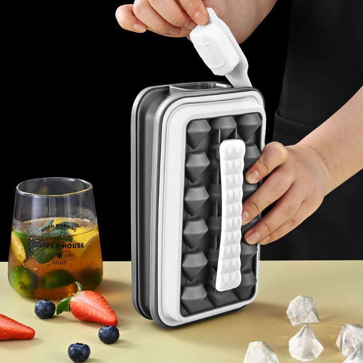 Lisslune | Portable Diamond Ice Cube Mold