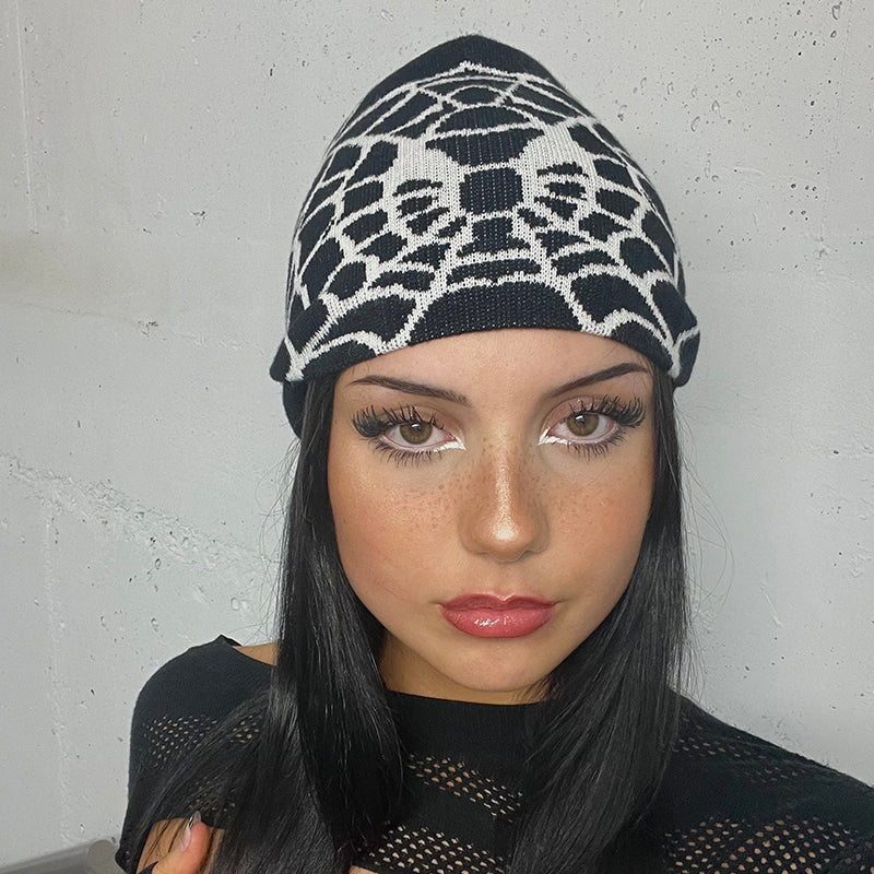 Lisslune | Spiderweb Beanie