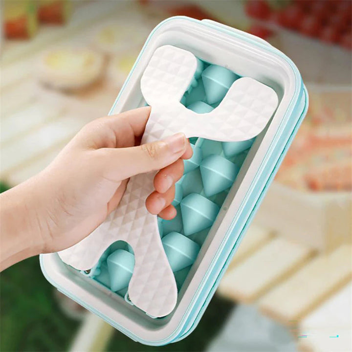 Lisslune | Portable Diamond Ice Cube Mold