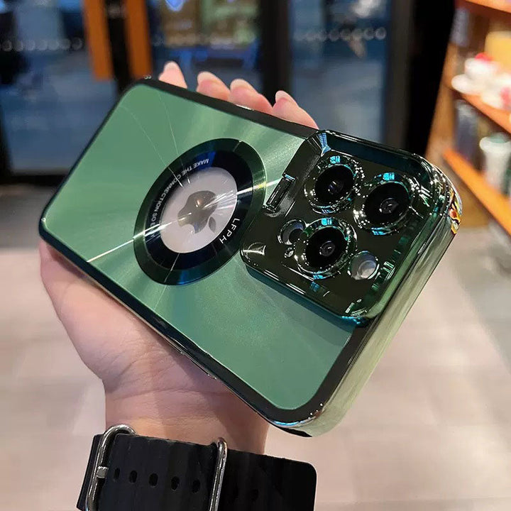 Lisslune | Magnetic iPhone case with lens holder