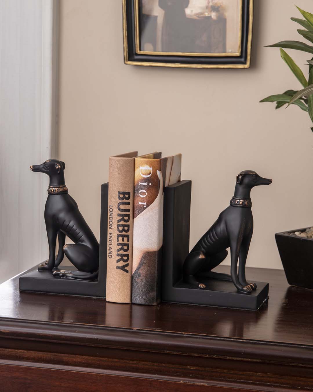 Lisslune | Guard Dog Bookend Set - Black