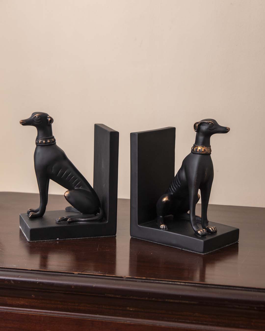 Lisslune | Guard Dog Bookend Set - Black