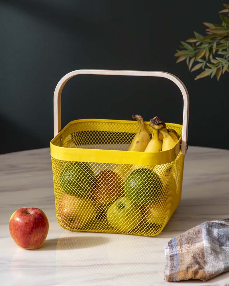 Lisslune | Square Metal Storage Basket with Wooden Handle - Yellow - Set of 2