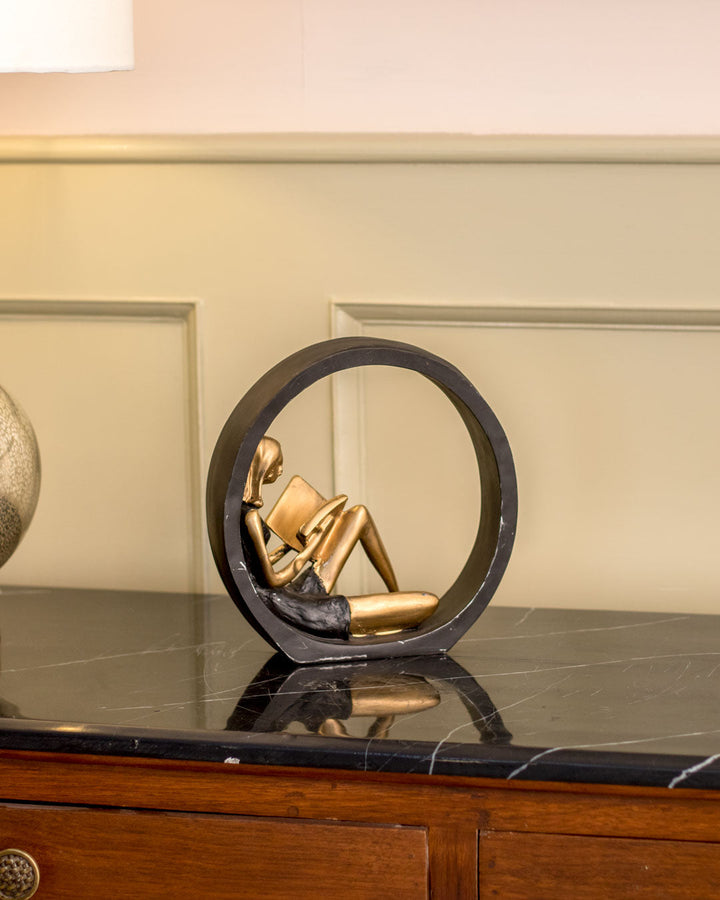 Lisslune | Reading Girl Statue