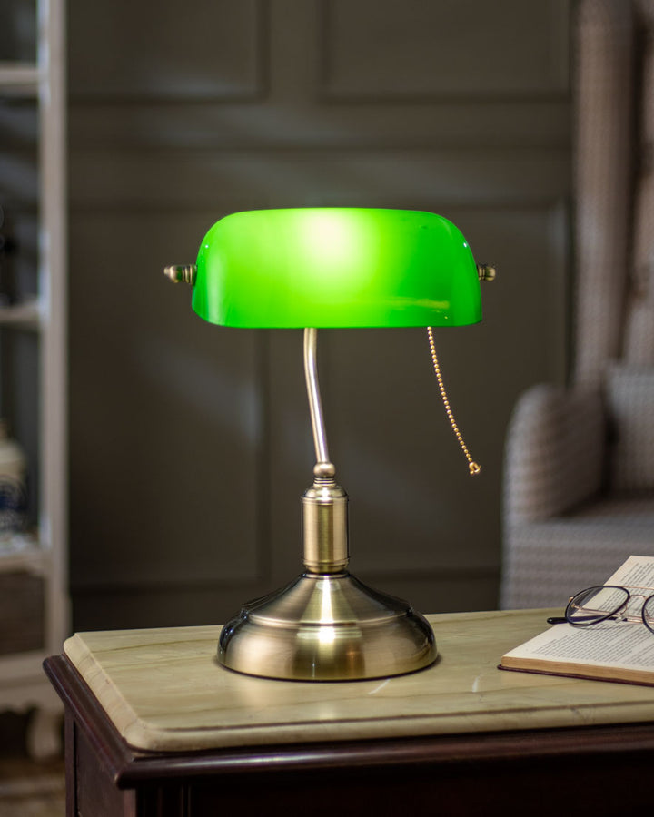 Lisslune | Classic Banker Lamp