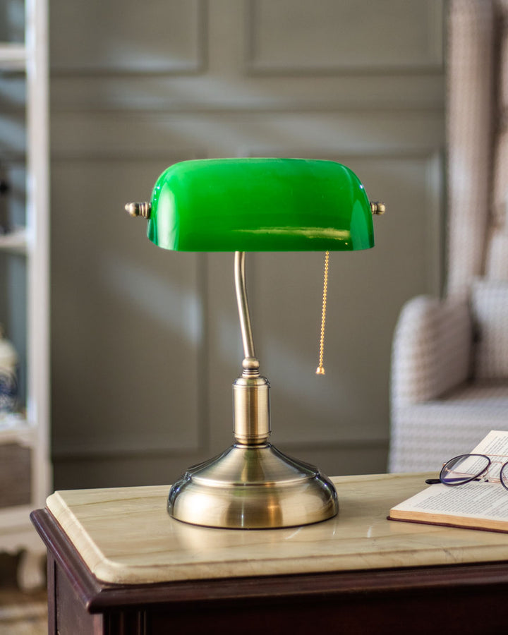 Lisslune | Classic Banker Lamp