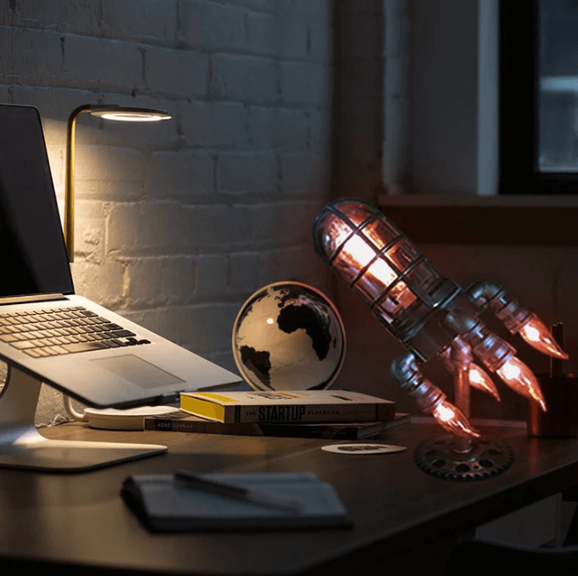 Lisslune | VINTAGE STEAMPUNK ROCKLAMP