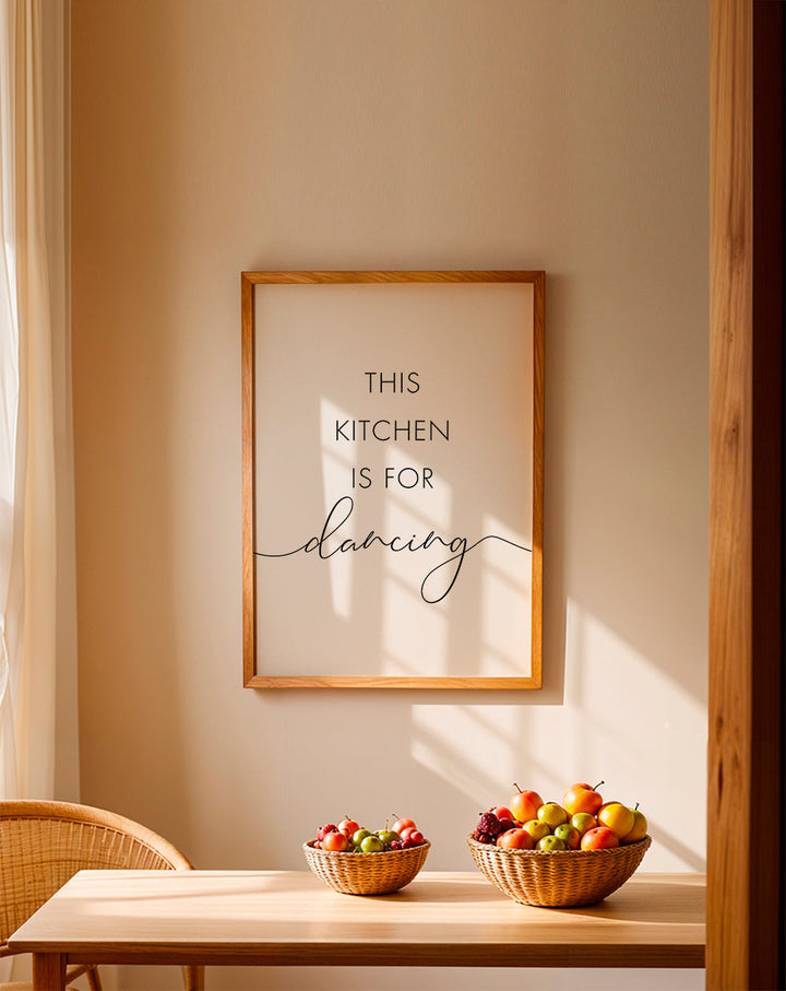 Lisslune | This kitchen is for dancing