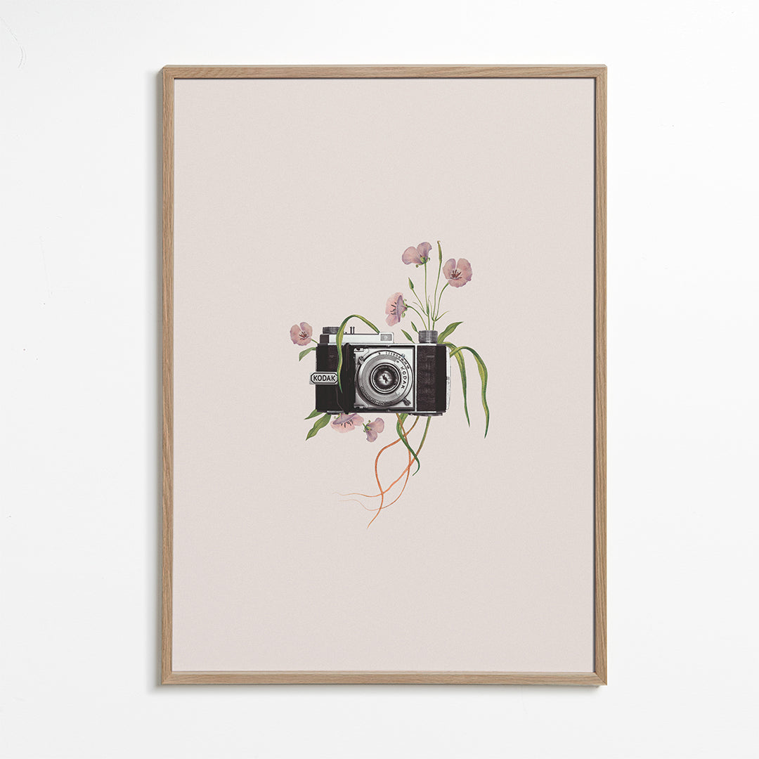 Lisslune | Flower Kodak Camera