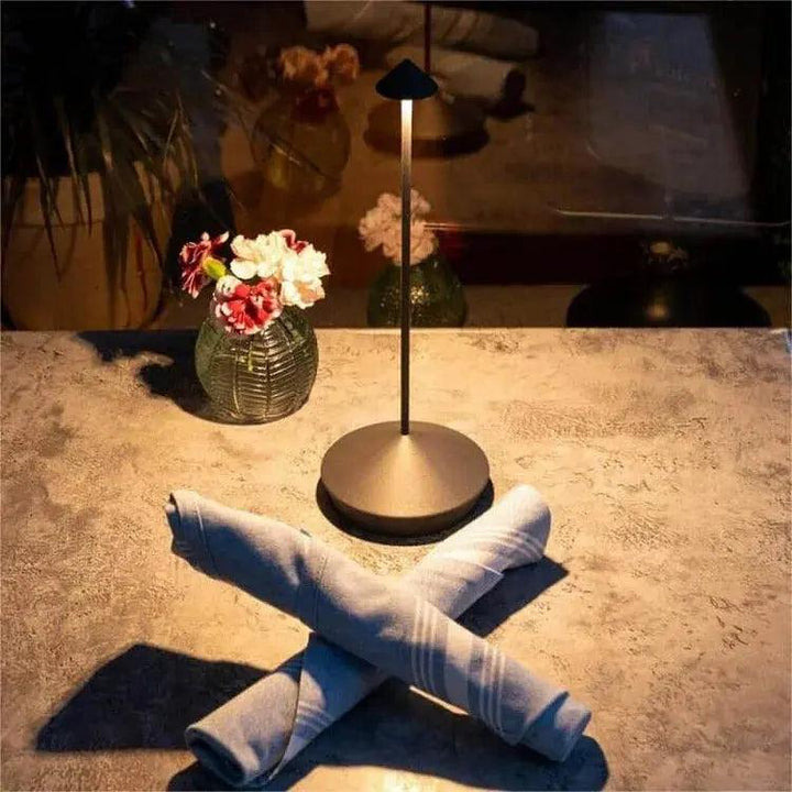 Lisslune | BeamLuxe - Sleek Wireless Table Light