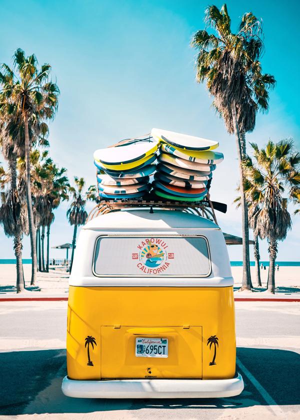 Lisslune | Van Life in Yellow
