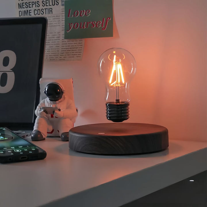 Lisslune | Magic Floating Lamp: Retro Bulb