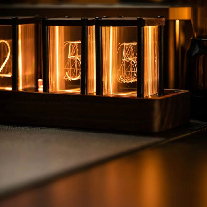 Lisslune | Nixie Tube Clock: Retro