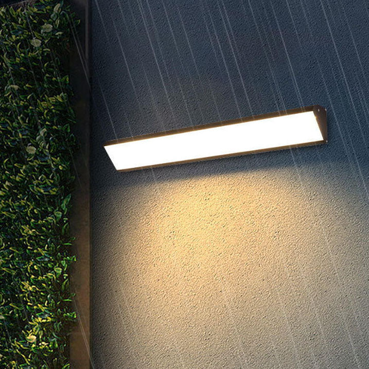 Lisslune | AquaBar Modern LED Outdoor Wall Light | Aluminum & Acrylic | Durable & Waterproof | Warm White | Various Sizes