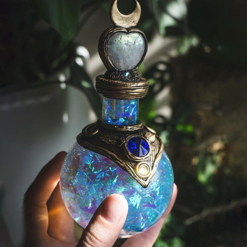Lisslune | Magical Mystical Moon Bottle
