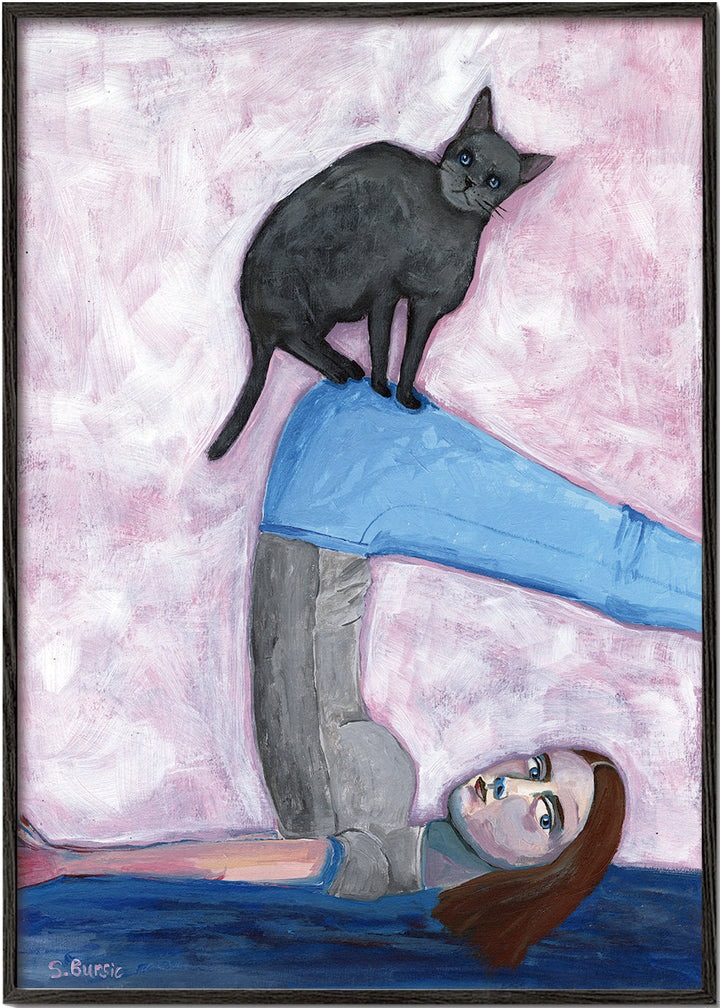 Lisslune | Yoga with my cat - Sharyn Bursic