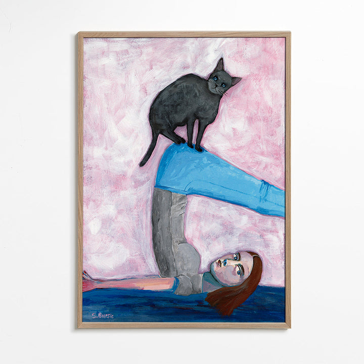 Lisslune | Yoga with my cat - Sharyn Bursic