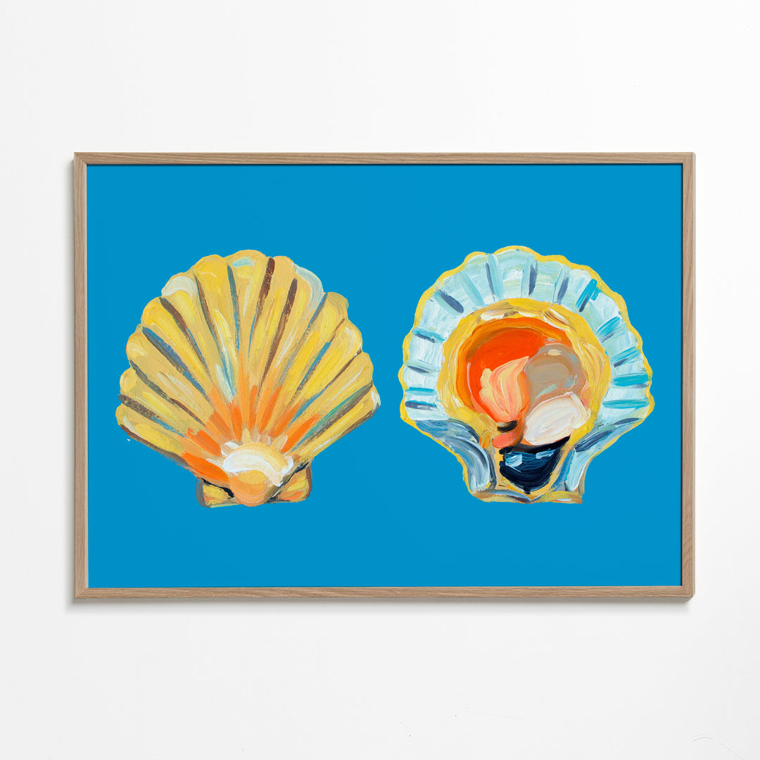Lisslune | Scallop on Blue - Alice Straker