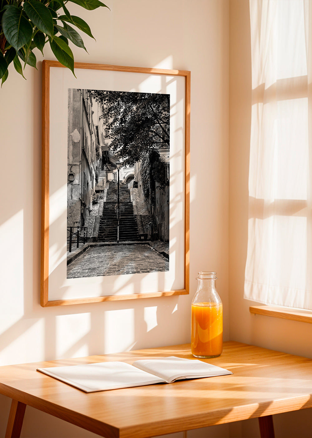 Lisslune | Black Montmartre - French street