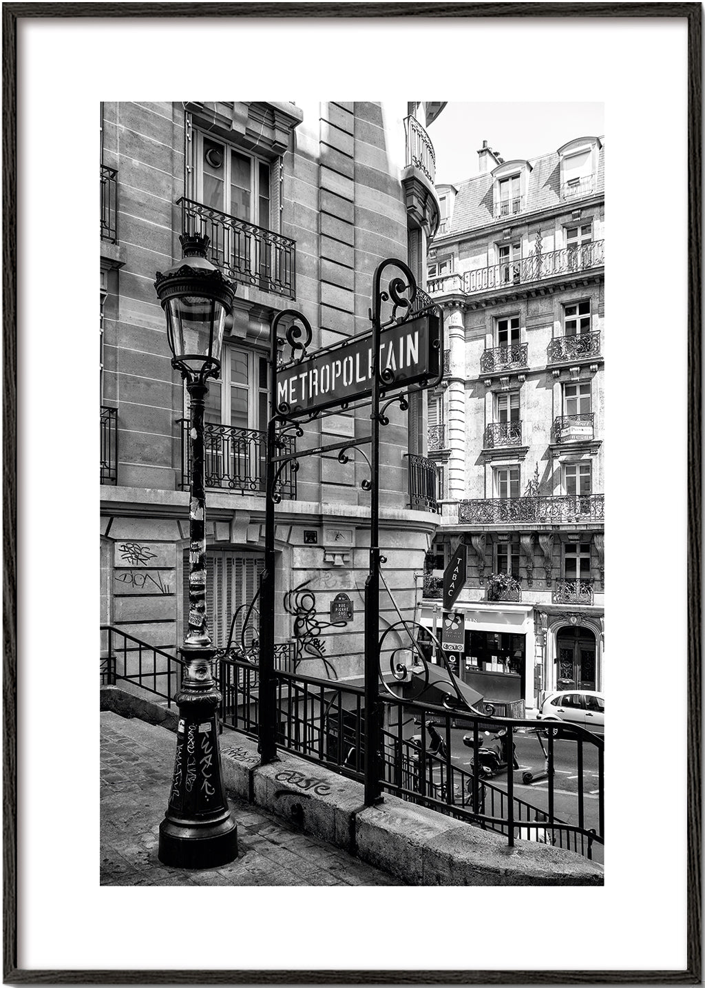 Lisslune | Black Montmartre - Metropolitain