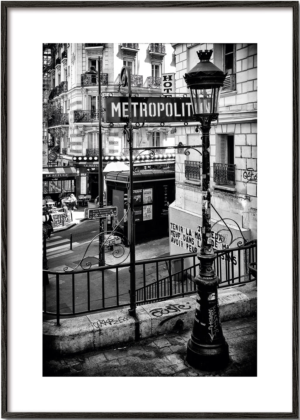 Lisslune | Black Montmartre - Paris Metro
