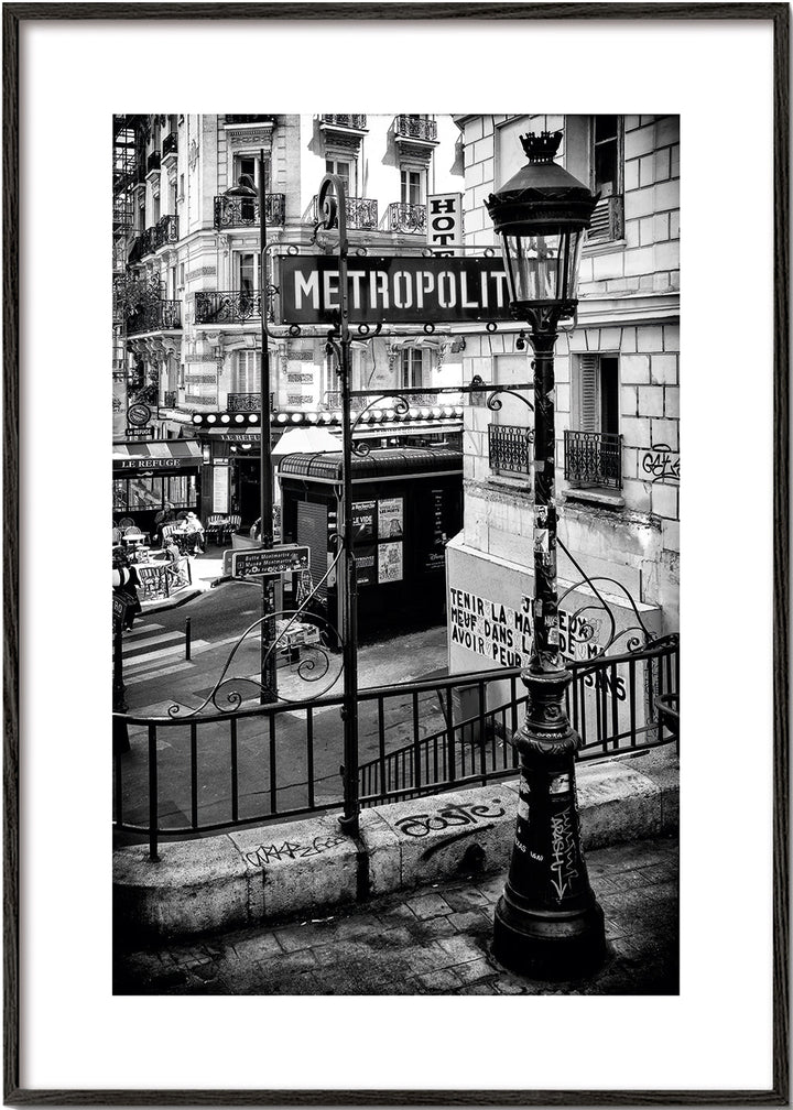Lisslune | Black Montmartre - Paris Metro