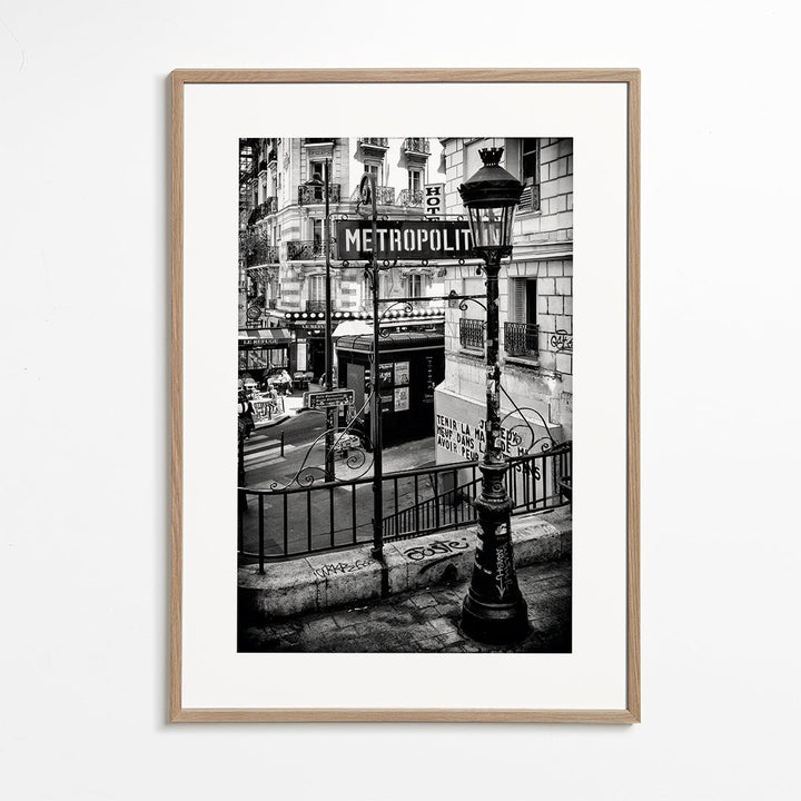 Lisslune | Black Montmartre - Paris Metro