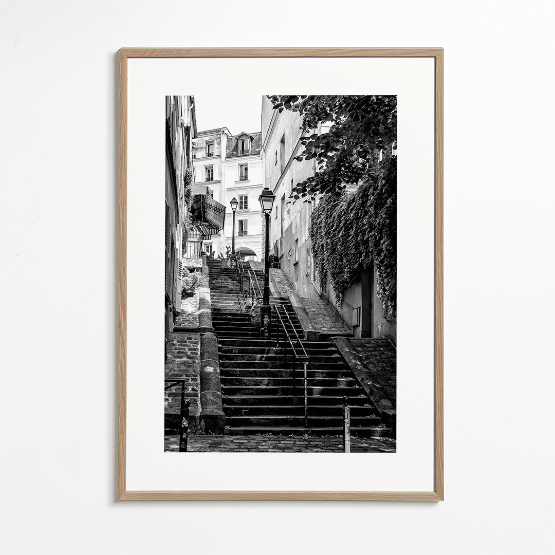 Lisslune | Black Montmartre - Paris Step by Step