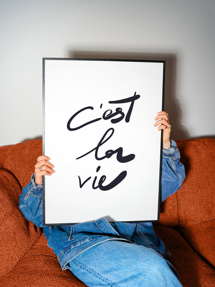 Lisslune | c'est la vie poster