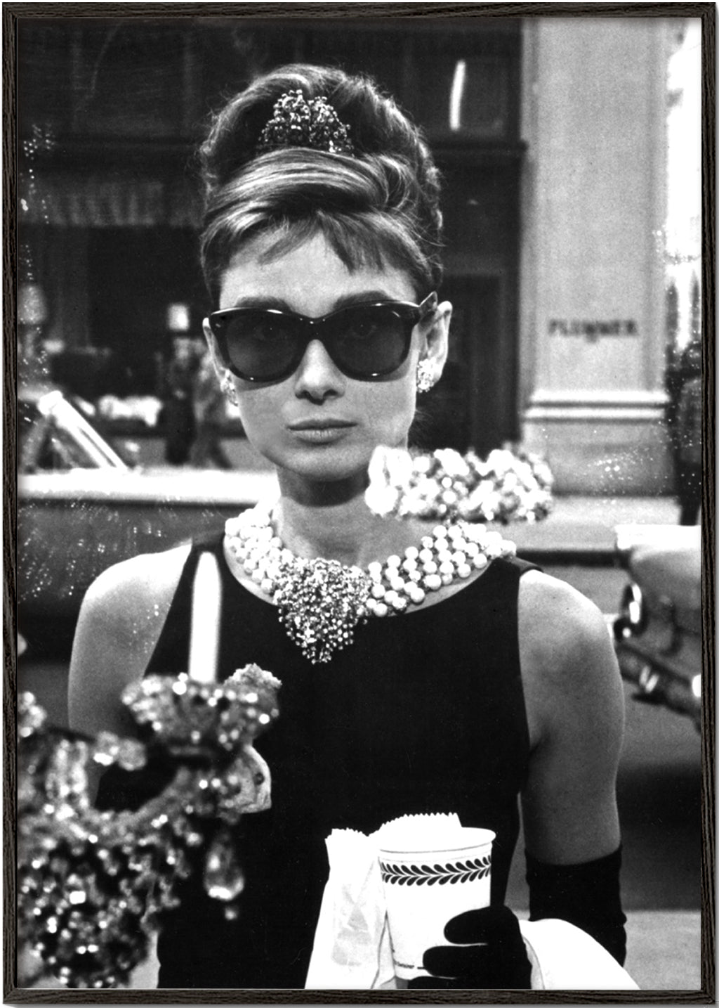 Lisslune | Audrey Hepburn in Breakfast at Tiffany Vintage-Photography.