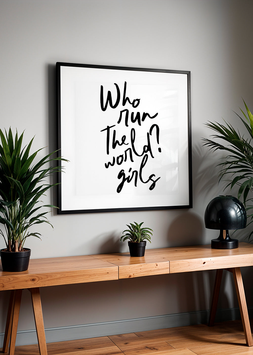 Lisslune | Who Run The World Girls - Square
