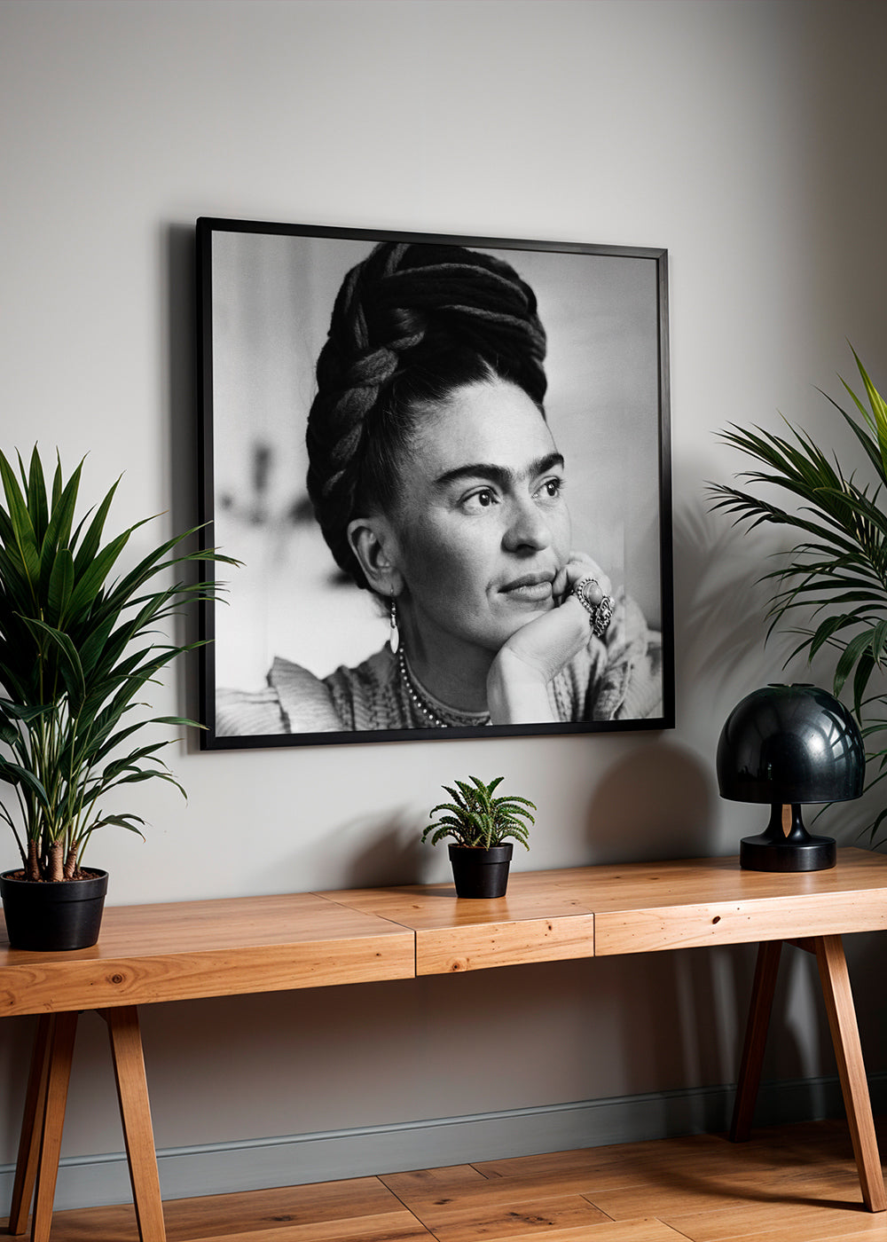 Lisslune | Frida Kahlo Vintage Photography II - Square