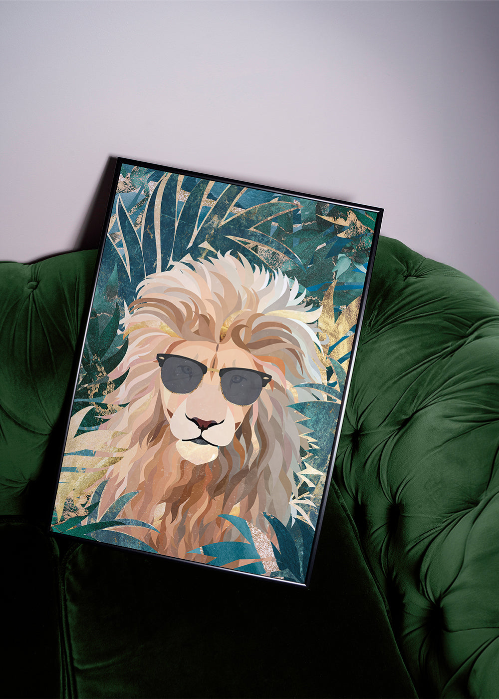 Lisslune | Lion in the golden and green jungle