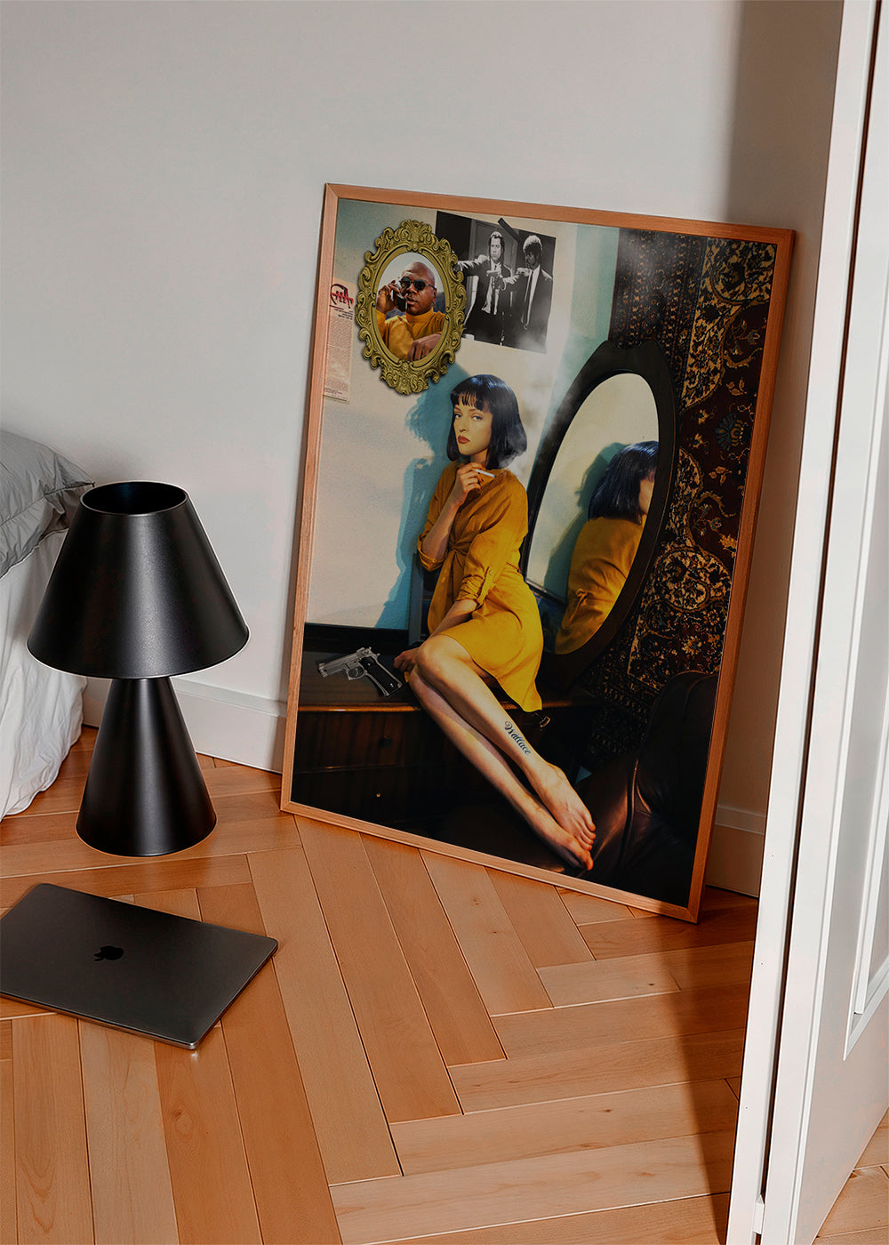 Lisslune | Mia in the bedroom