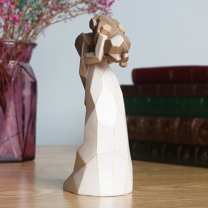 Lisslune | Angel of Friendship Dog Monument Figurine