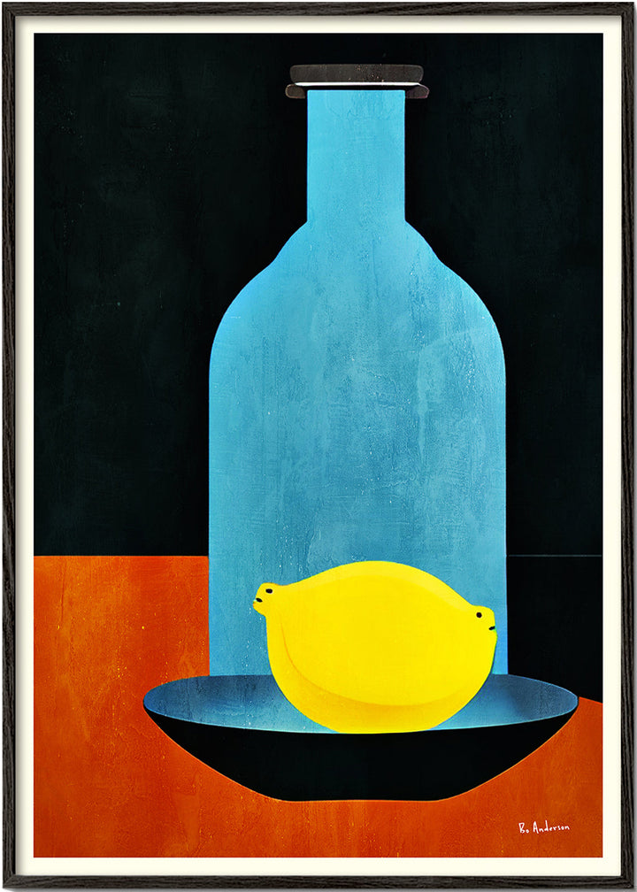 Lisslune | Bottle with lonely lemon