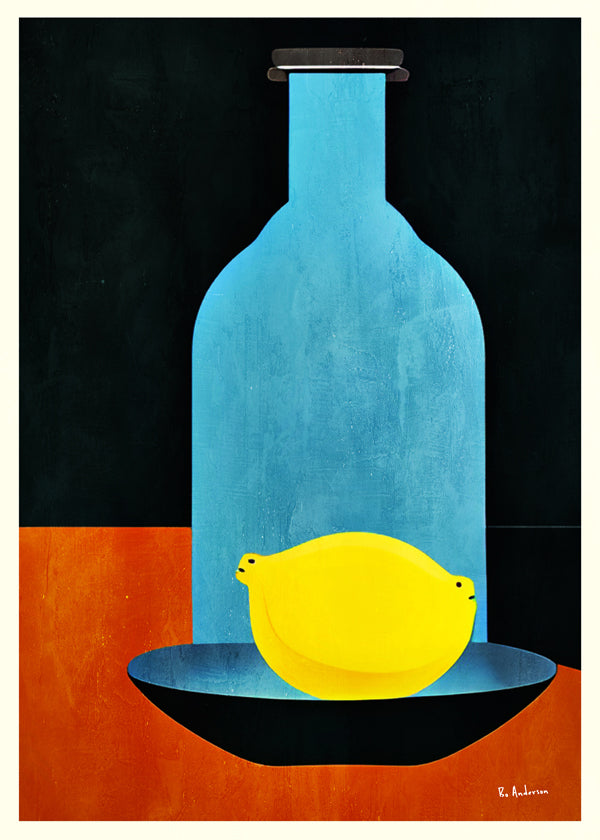 Lisslune | Bottle with lonely lemon