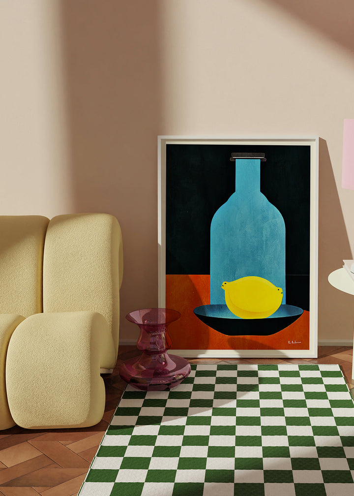 Lisslune | Bottle with lonely lemon