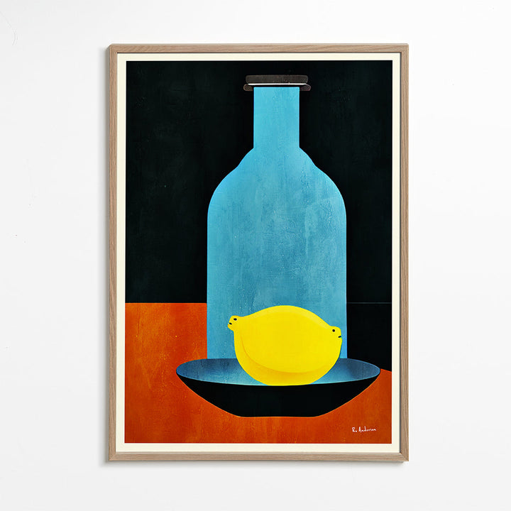 Lisslune | Bottle with lonely lemon