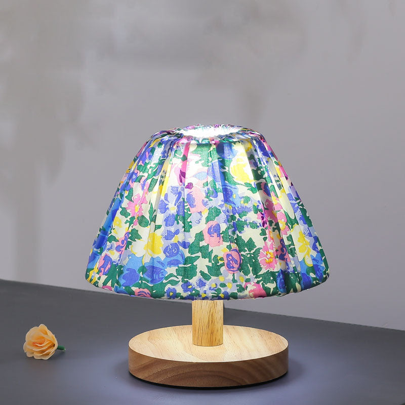 Lisslune | Modern Minimalist Creative Iron Flower Shape 1-Lamp Table Lamp