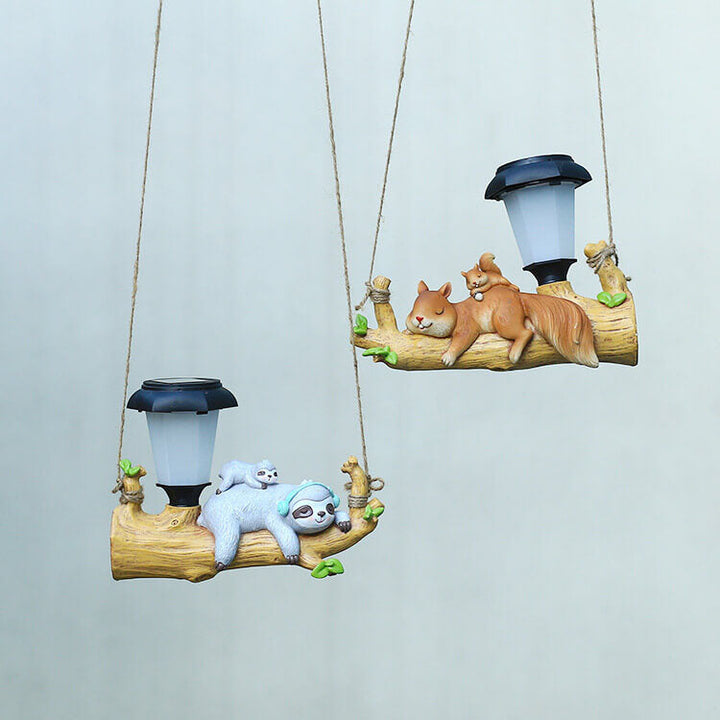 Lisslune | GlowSloth – Funny outdoor wall light with two sloths resting on a branch