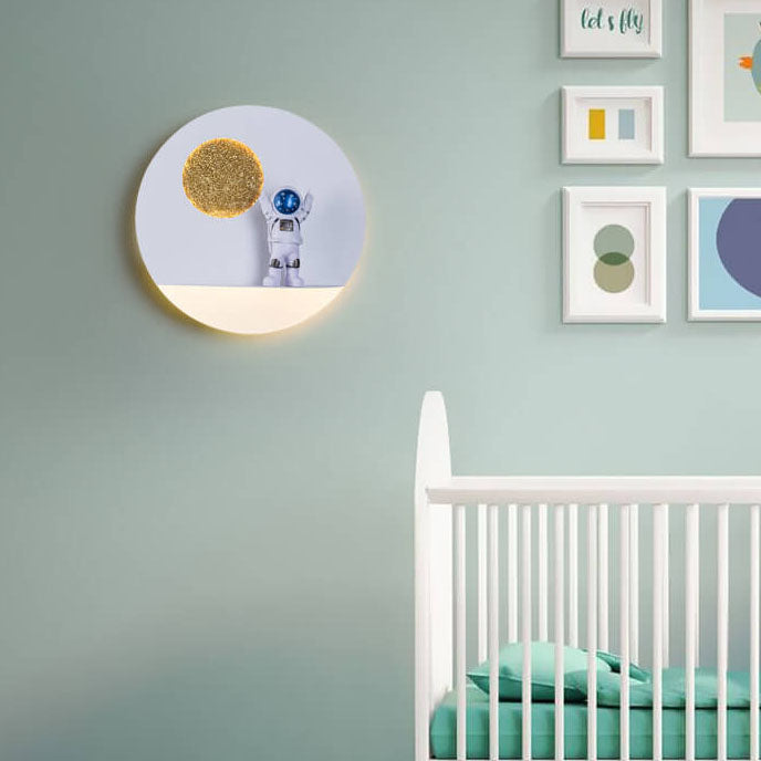 Lisslune | Contemporary Creative Iron Resin Round Astronaut LED Wall Light Lamp for Bedroom