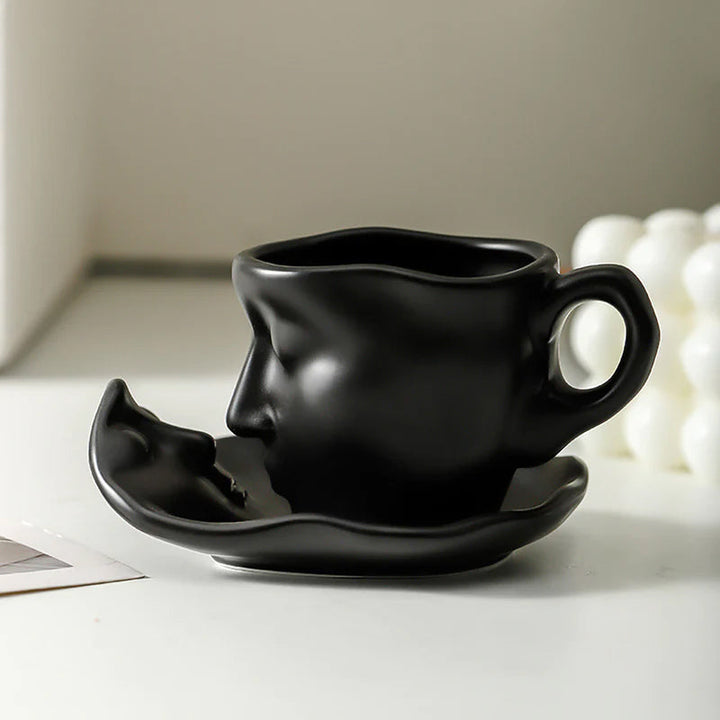 Lisslune | Kyssnades Face ceramic coffee mug