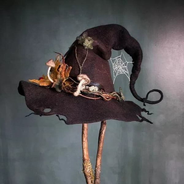 Lisslune | HexaHat – Handmade Felt Witch Hat made of Merino Wool & Silk Chiffon