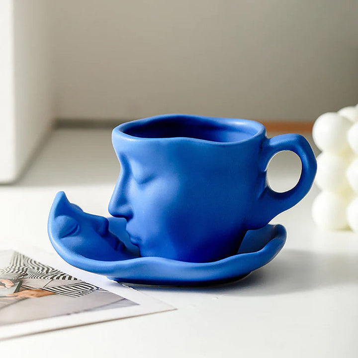 Lisslune | Kyssnades Face ceramic coffee mug