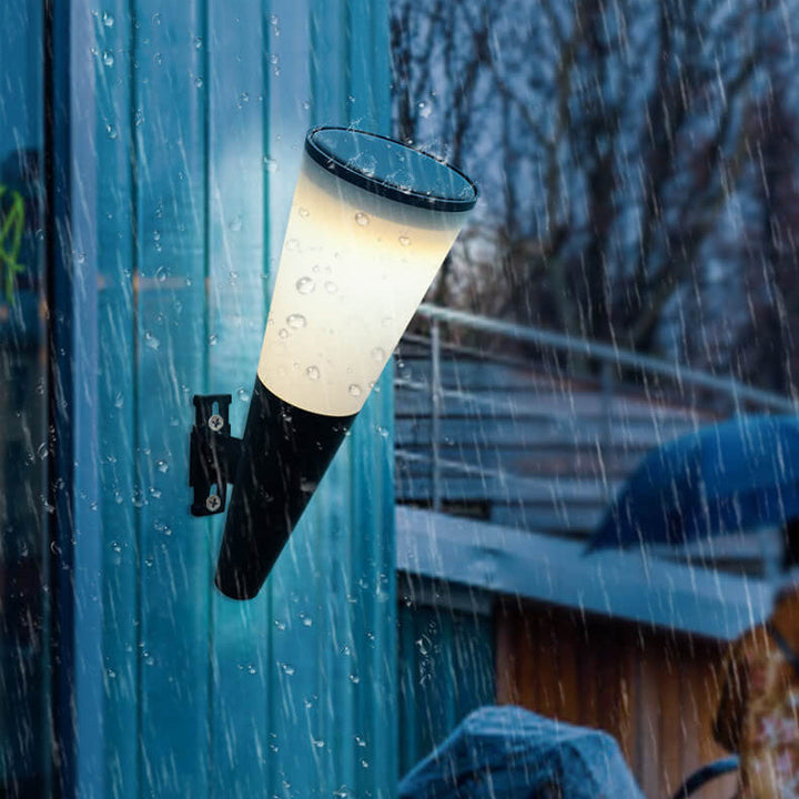 Lisslune | Truro Solar Wall Light Anthracite - Energy-Efficient Solar Outdoor Wall Illumination