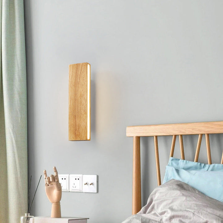 Lisslune | OakBeam | Minimalist Solid Wood LED Wall Light
