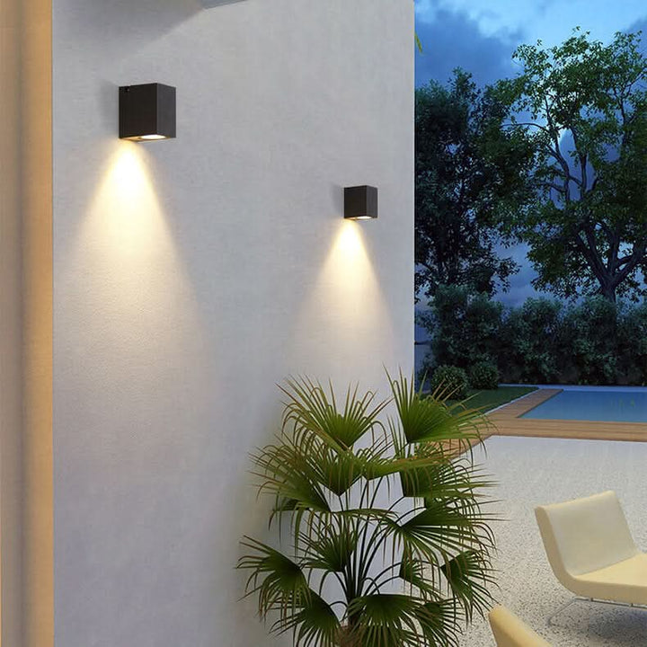 Lisslune | Outdoor LED Wall Light with Adjustable Angle