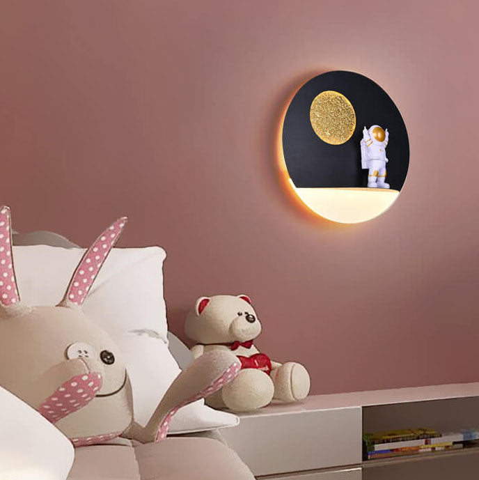 Lisslune | Contemporary Creative Iron Resin Round Astronaut LED Wall Light Lamp for Bedroom